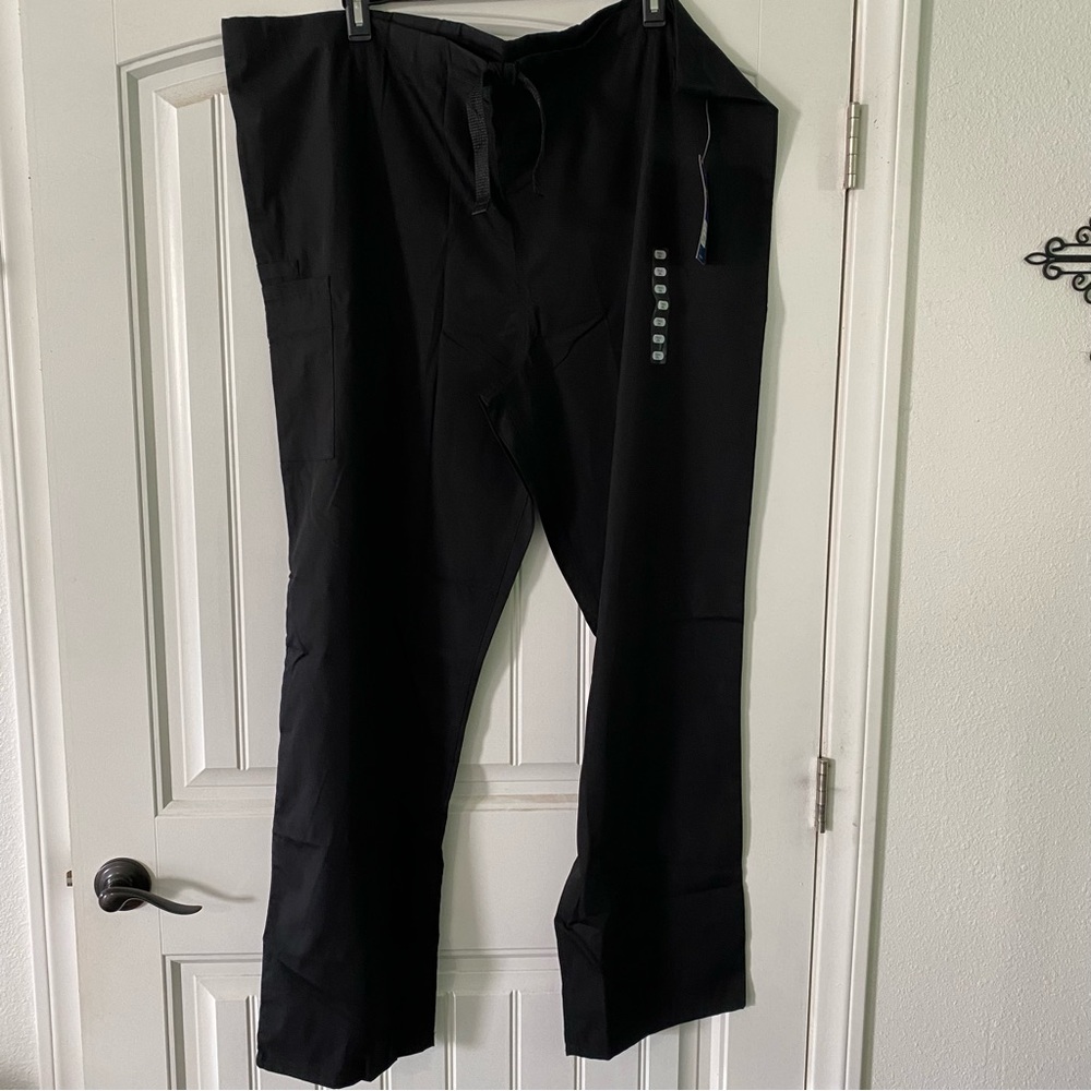 NWT 2X Tall black Cherokee scrub pants